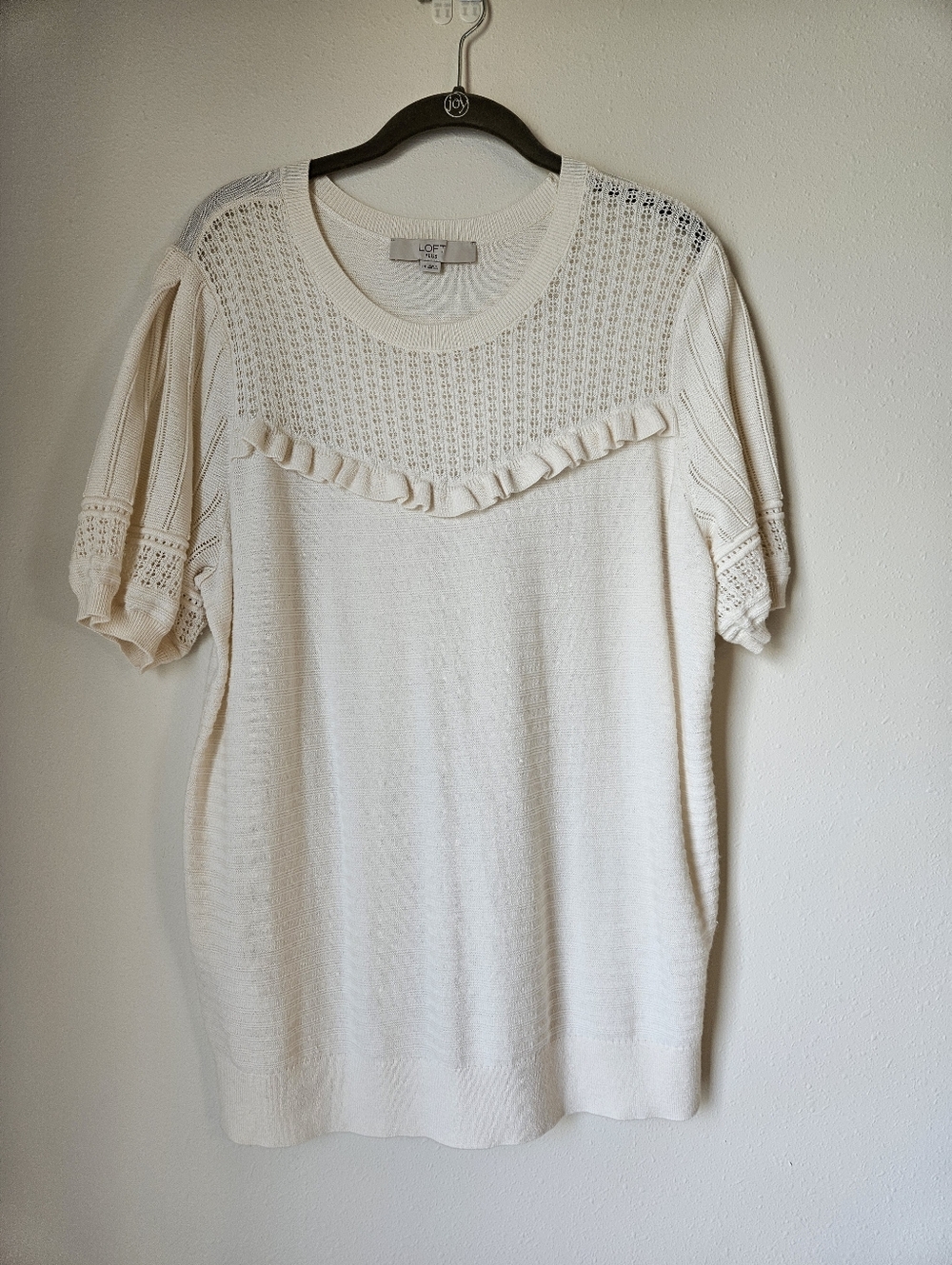 LOFT Cream Knit Ruffle Yoke Short Sleeve Sweater Sz 14